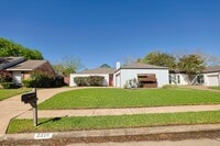 Building Photo - 2214 Holly Knoll St