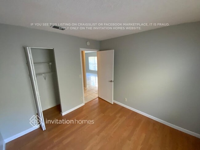 Building Photo - 5885 Eddy Ct