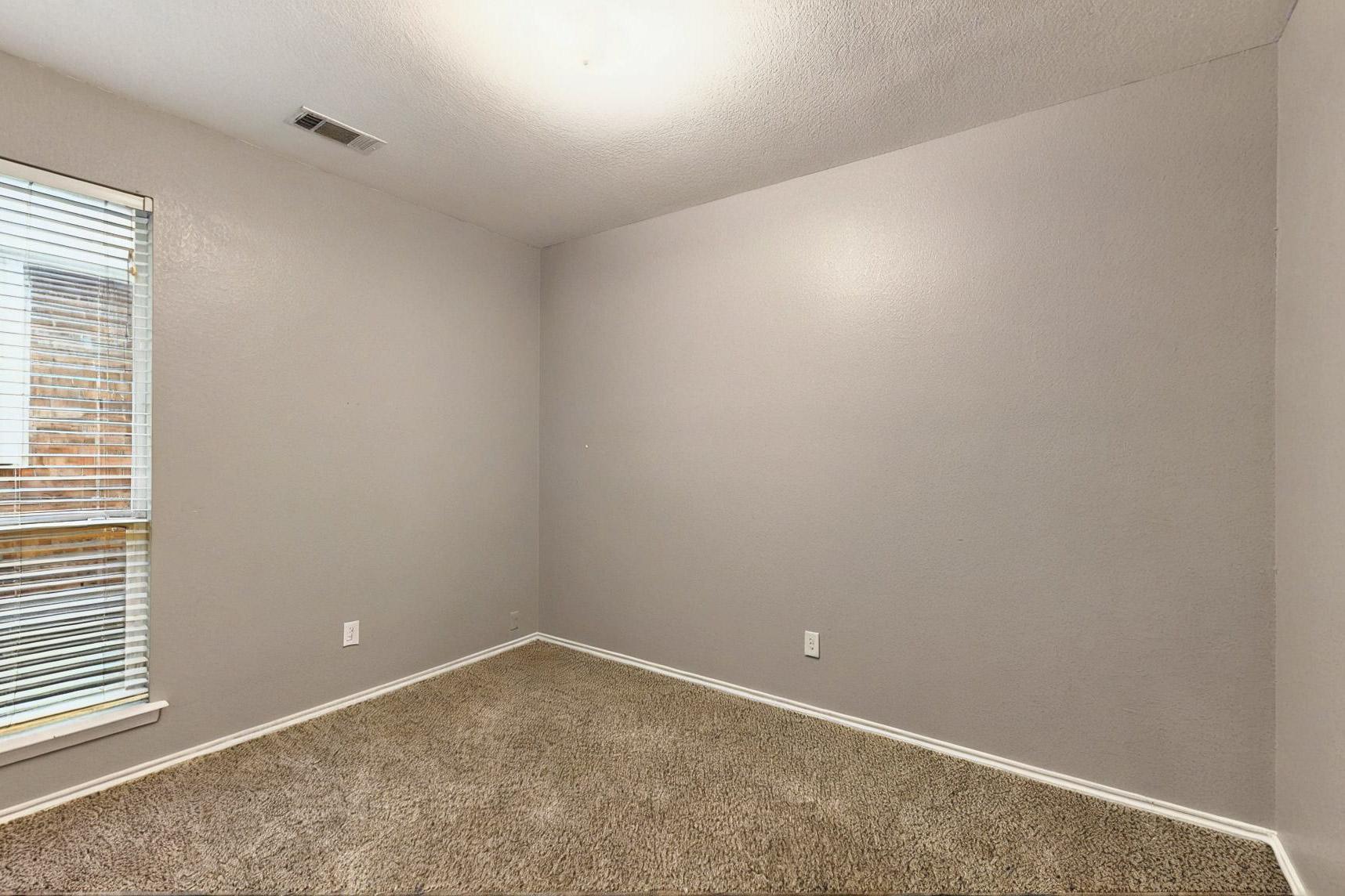 Building Photo - 9533 Willow Branch Way
