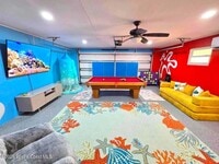 Building Photo - 363 Harbor Dr