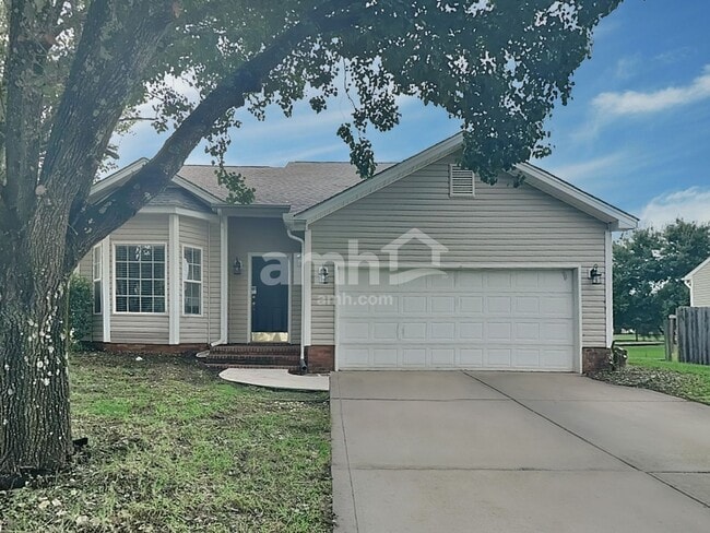 Building Photo - 4522 Capstone Dr