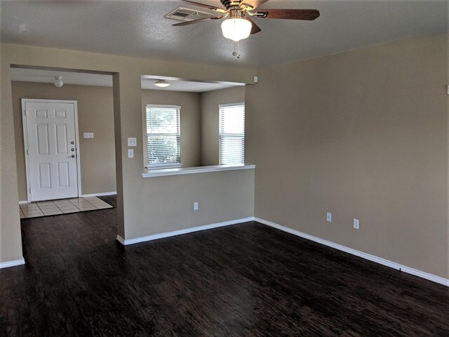 Building Photo - 51 Jan Ln