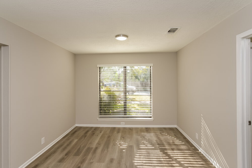 Building Photo - 13810 Hunters Hawk