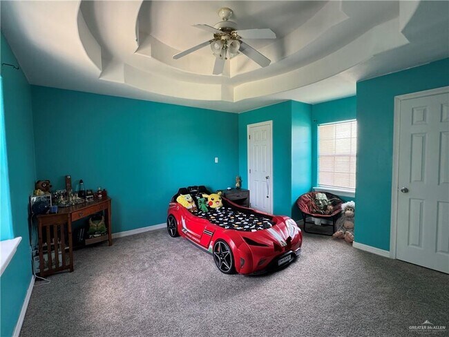 Building Photo - 25 Rhett Dr