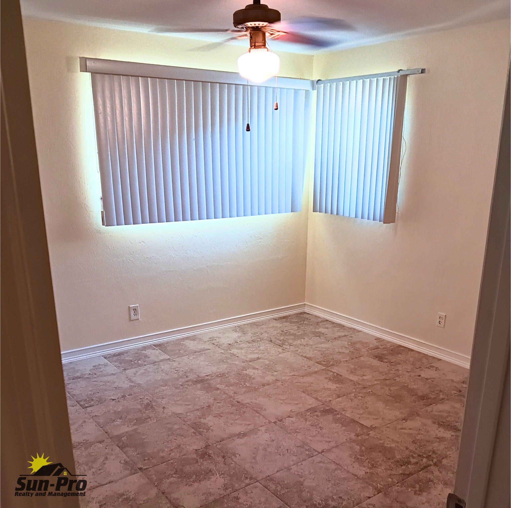 Building Photo - 619 Hudson St