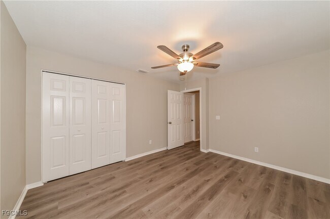 Building Photo - 3767 Acorn St