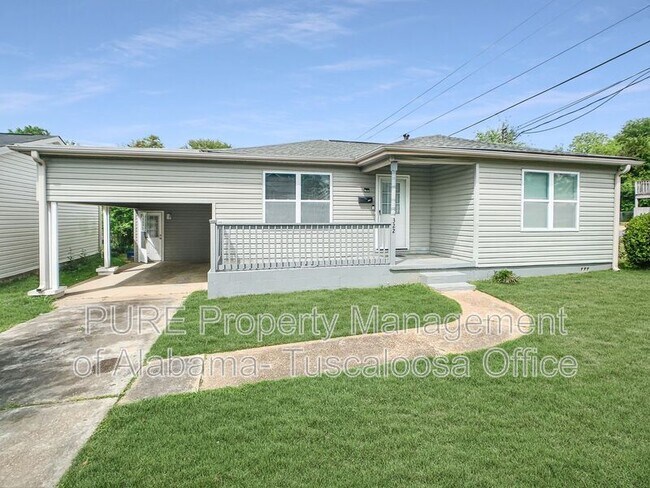 Primary Photo - 322 20th E St
