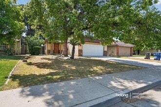 Building Photo - 4505 Gardenwood Ln