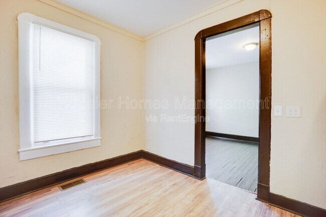 Building Photo - 2511 Turner Ave