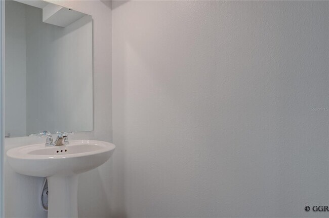Building Photo - 3149 Laurent Lp