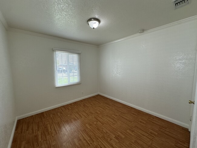 Building Photo - 13082 14th St