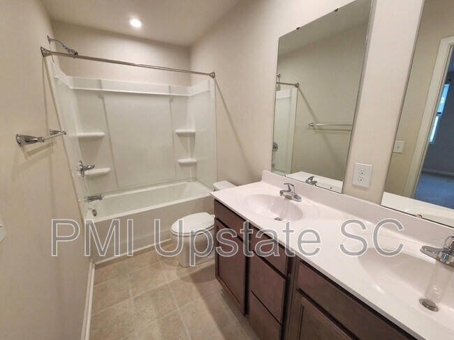 Building Photo - 236 Lily Park Way