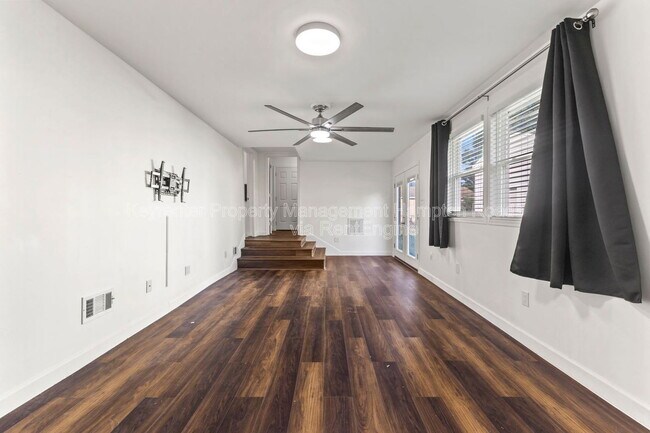 Building Photo - 4707 Dermott St