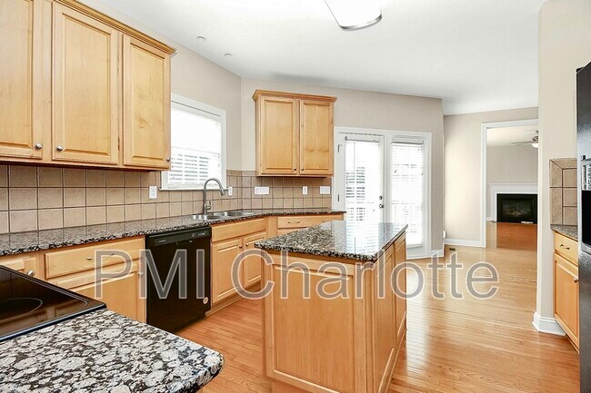 Building Photo - 14308 Harvington Dr