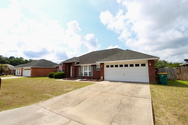 Building Photo - 2173 Hagood Loop