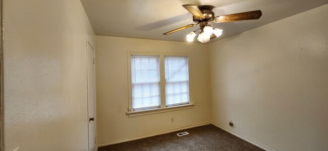 Building Photo - WONDERFUL 3 BEDROOM HOME FOR RENT IN OKC!! * MOVE IN SPECIAL!!! HALF OFF FIRST MONTHS RENT!*