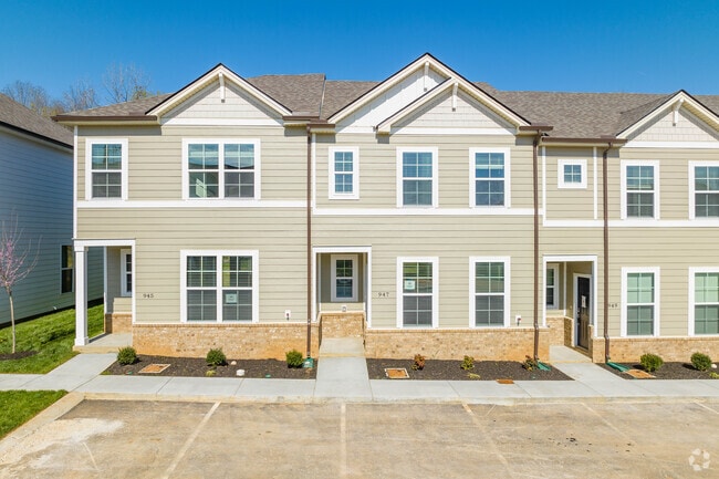 Building Photo - Townes at Hamilton