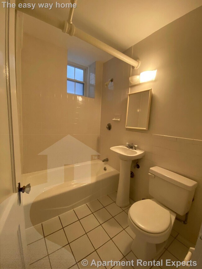 Building Photo - 285 Harvard St