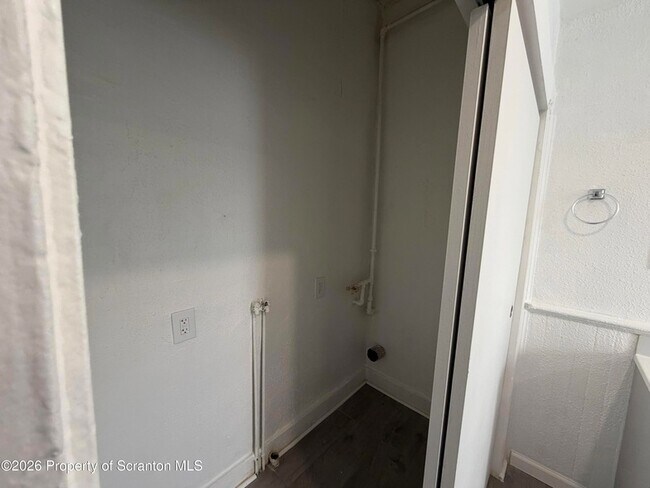 Building Photo - 101 Clarkson Ave