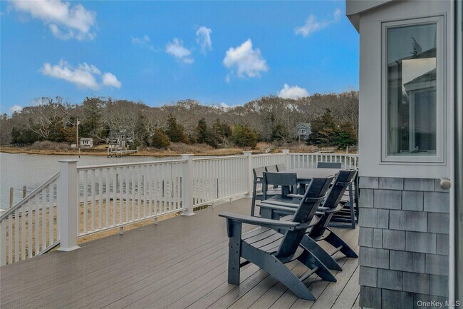 Building Photo - 370 Fishermans Beach Rd