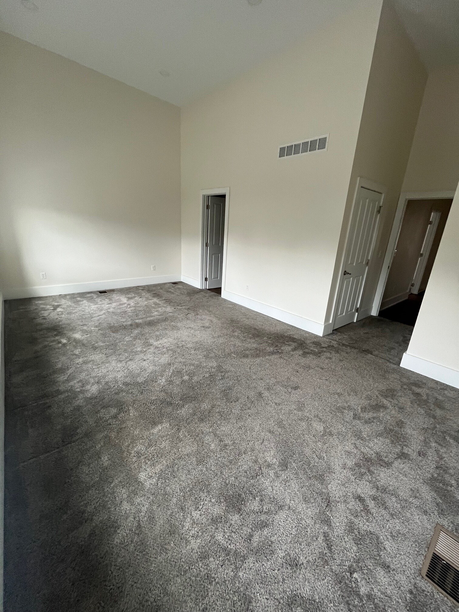 Building Photo - 206 N Main St