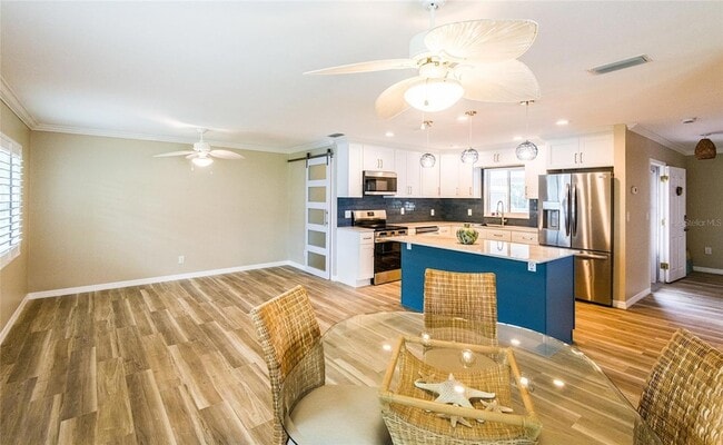 Building Photo - 1900 Benjamin Franklin Dr