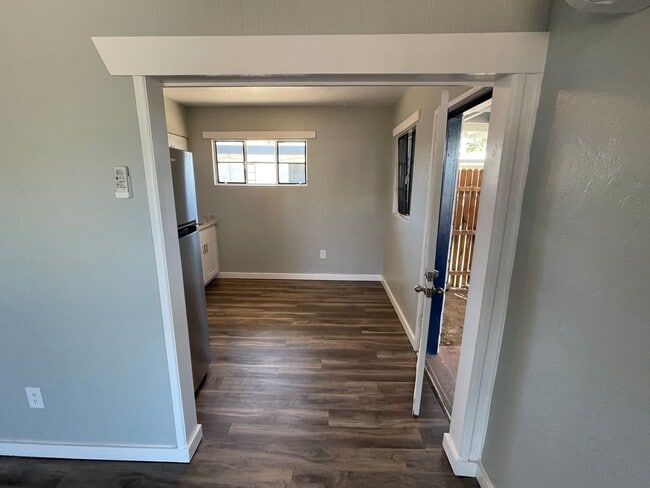 Building Photo - MOVE IN SPECIAL-500.00 OFF 1ST MONTHS RENT...