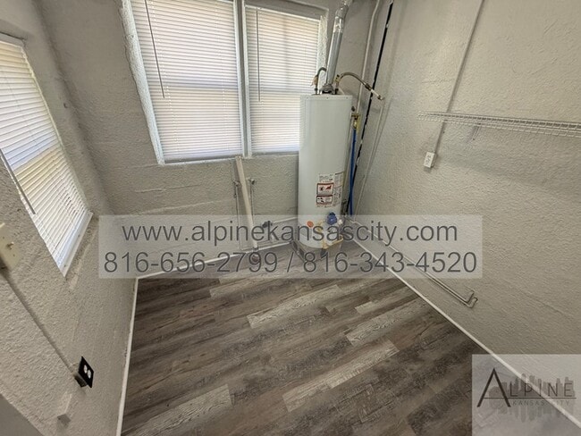 Building Photo - Small Affordable Home in Liberty