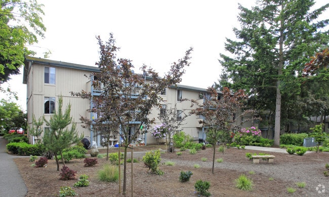 Building Photo - The Court at Crossroads Apartments