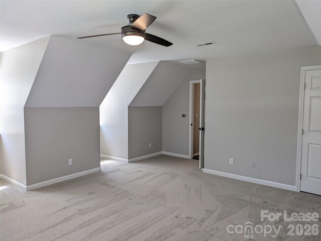Building Photo - 279 Chandeleur Dr