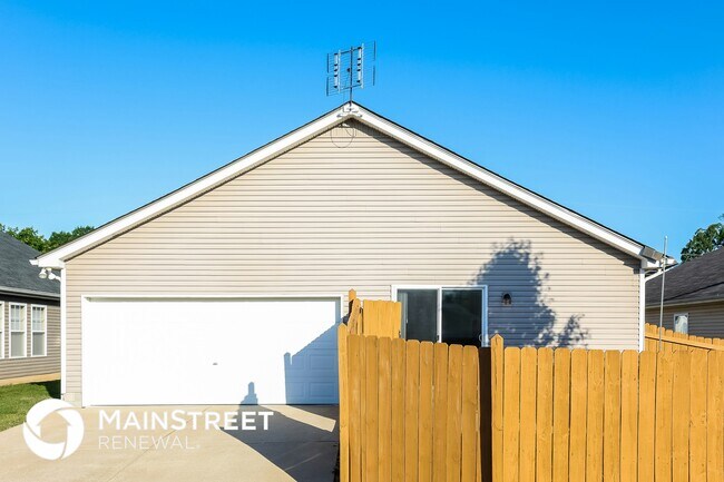 Building Photo - 137 Sophie Dr