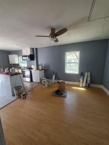 Building Photo - 201 S Ave D