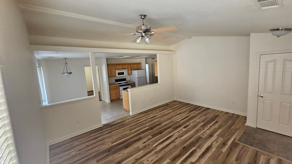 Living Room - 1848 Parallel St