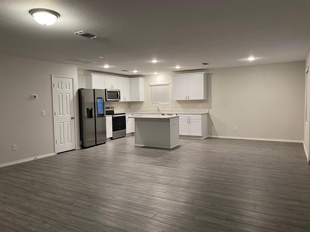 Building Photo - 2104 Berman Dr