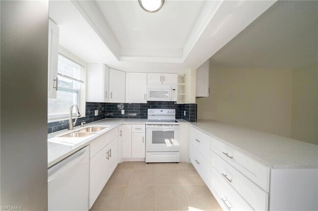 Building Photo - 17451 Silver Fox Dr