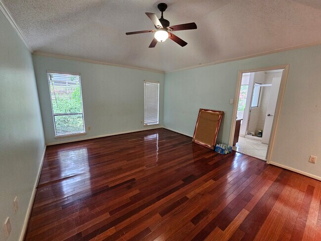 Building Photo - 12103 Ella Lee Ln