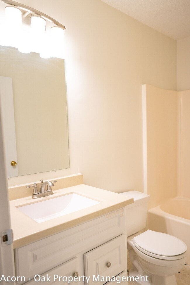 Building Photo - Spacious 5br/3ba Durham Home!