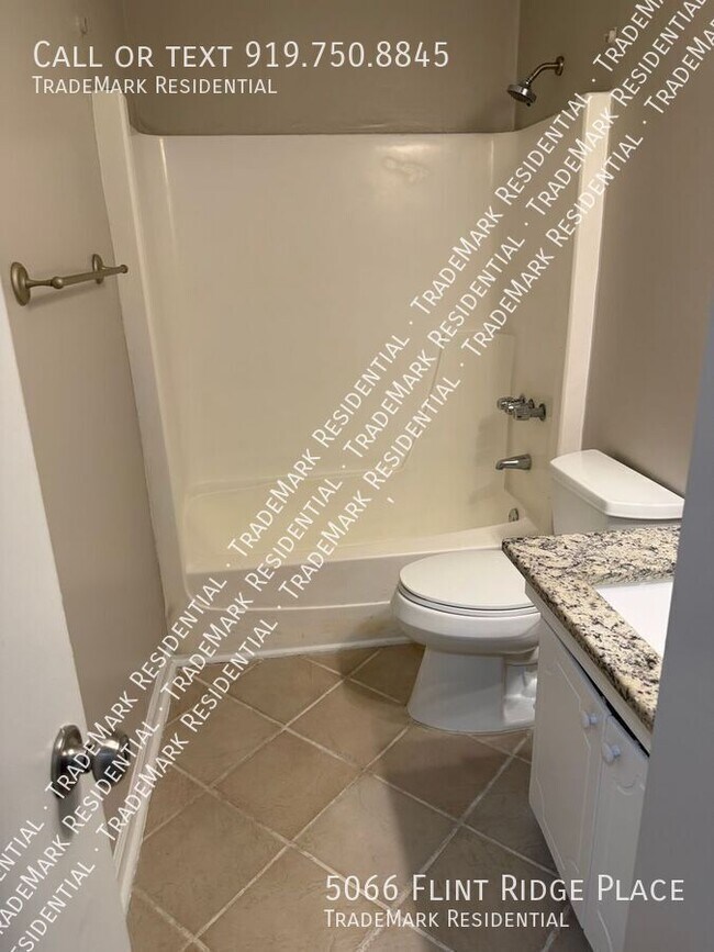 Building Photo - 5066 Flint Ridge Pl