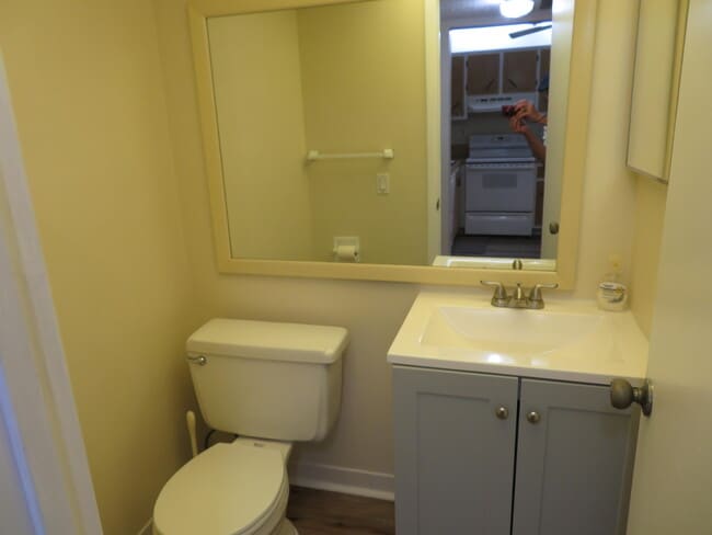 Building Photo - 9233 SW 8th St