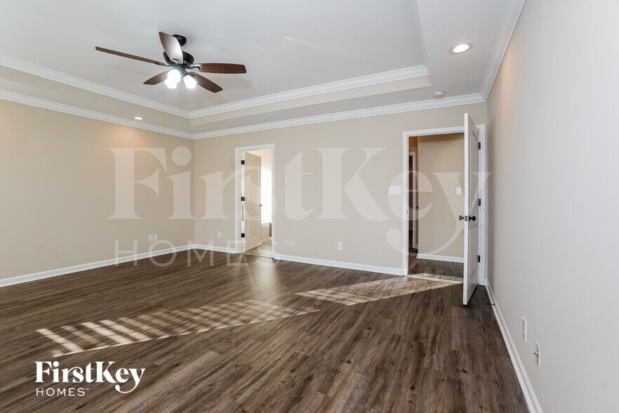 Building Photo - 1532 Osage Ct