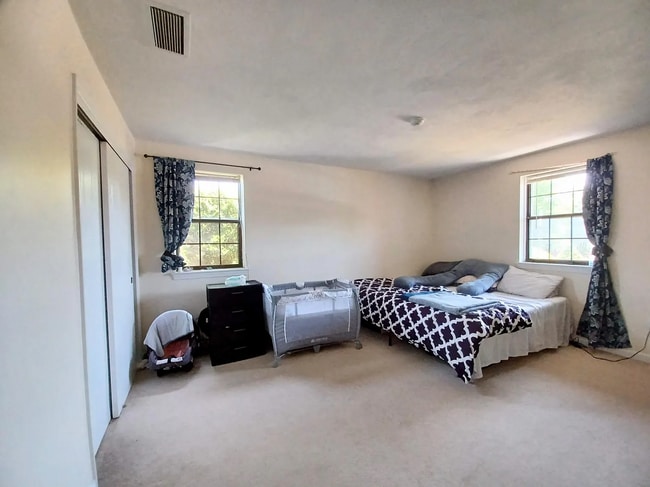 Building Photo - 360 Neponset St