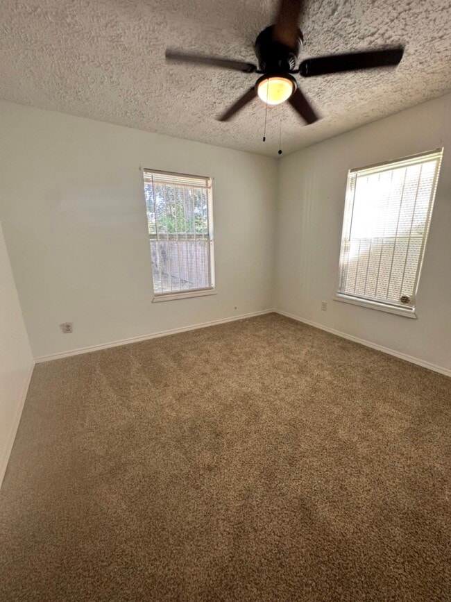 Building Photo - 978 Ringold St