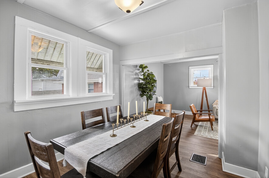 Building Photo - 3015 19th St