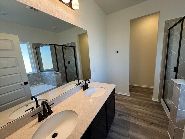 Building Photo - 1624 River Plateau Dr