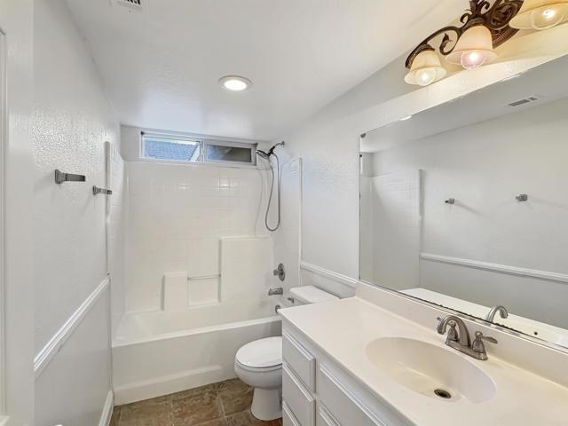 Building Photo - 27332 Partridge Ct