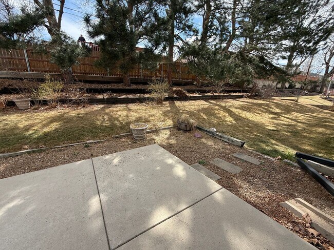 Building Photo - Charming Arvada Ranch