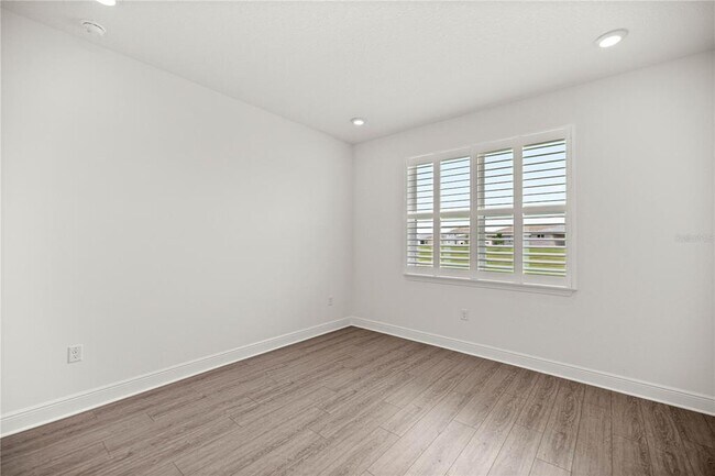 Building Photo - 5711 SW 78th Ave Rd