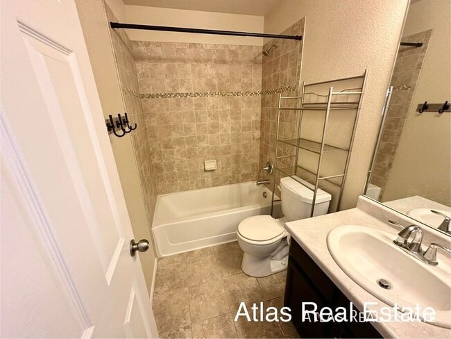 Building Photo - 8366 Hardwood Cir