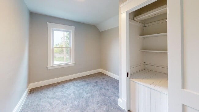 Building Photo - Brooklyn Centre - 3 Bedroom Single Family ...