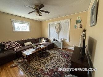 Building Photo - 81 Cresthill Rd